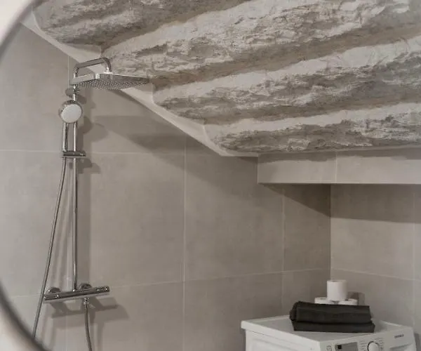 Center In The Heart Of טאלין